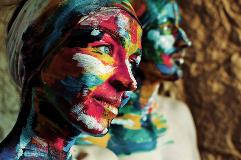 girl_Paint_livingCanvaseSMRGB