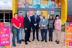 MayorGregMilnerwithlocalbusinessowners
