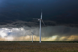 windgeneratorpicturedinastormwithseverewind