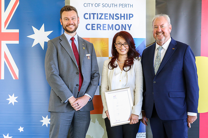 Dr sandy Chong - Citizen of the Year Community Awards 2020