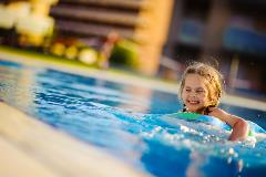 swimmingpool