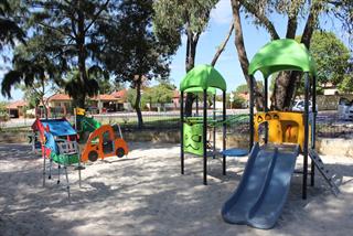 Moresby Street Reserve Playground