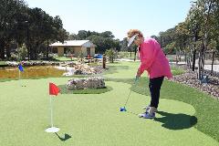 Seniors-on-the-Green