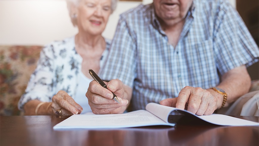 Seniorssigningdocuments