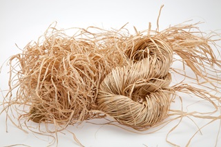 Naturalfibreusedforweaving