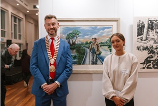 AwardwinnerwithMayorGregMilner