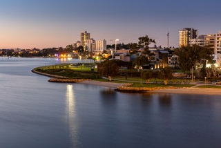 SouthPerthforeshoreatdusk